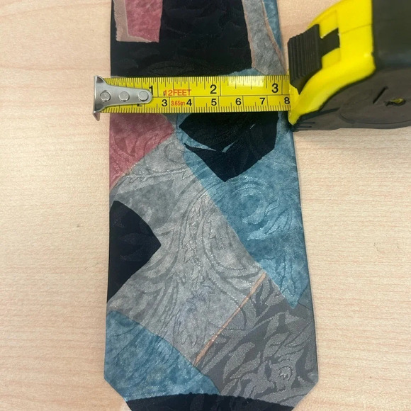 Christian Dior vintage tie medium width-  excellent condition 80’s no fab label - Picture 9 of 9